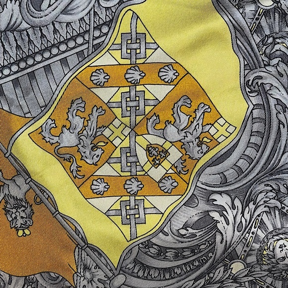 Authentic Vintage Atelier Versace Medusa Oversized Silk Fringe Scarf - Picture 5 of 12